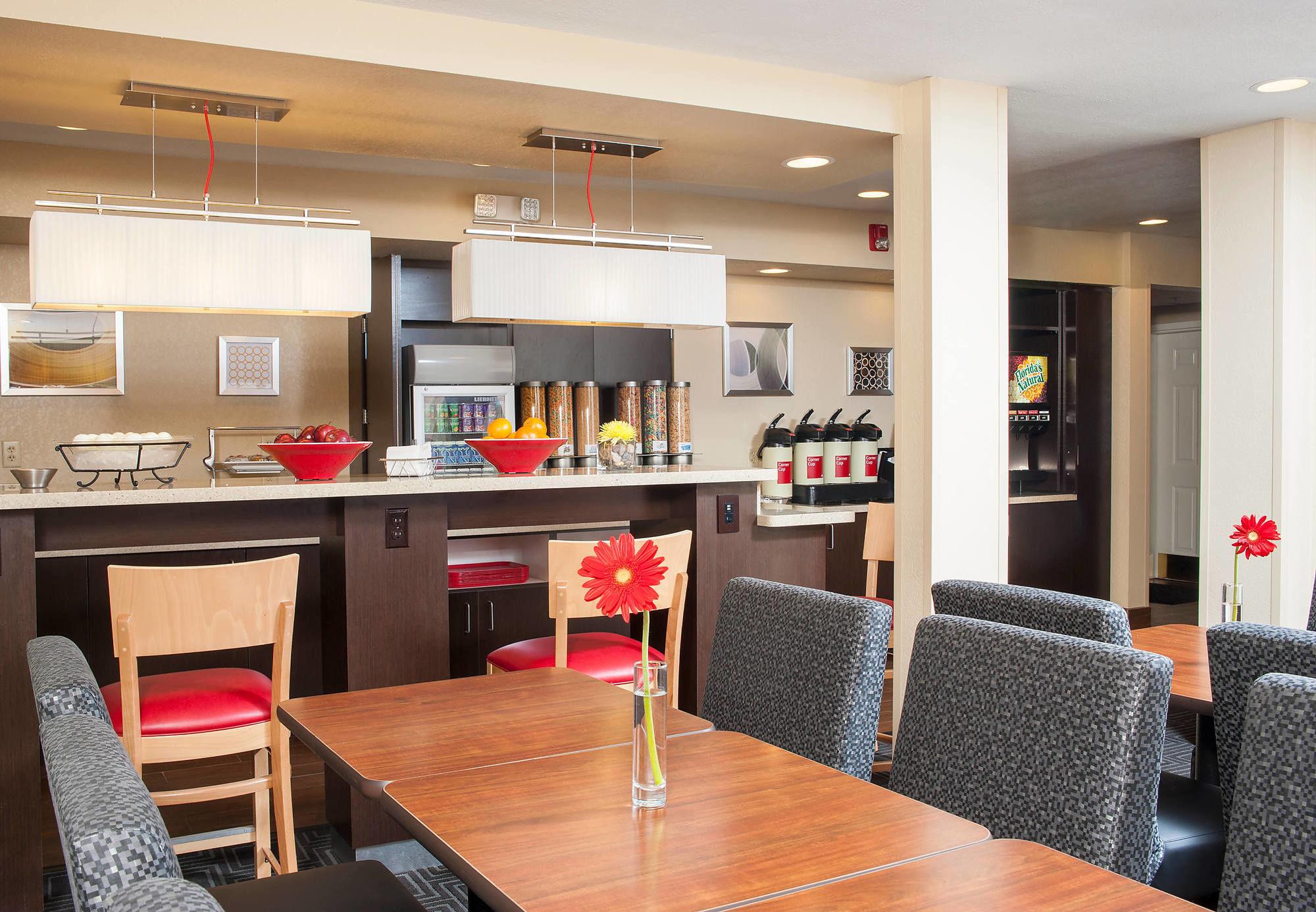 Towneplace Suites Indianapolis Park 100 Exterior foto